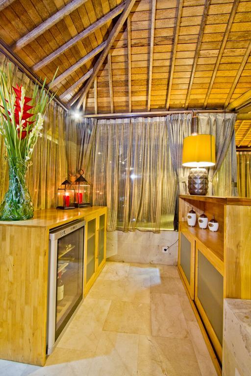 Puri Ratu Jimbaran Villa Exterior photo
