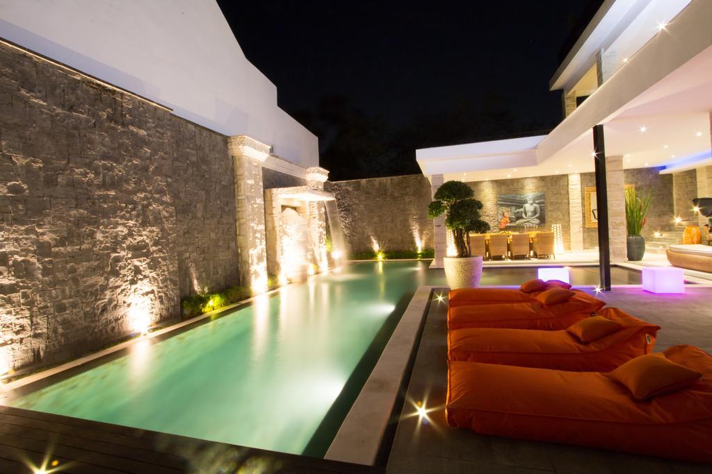 Puri Ratu Jimbaran Villa Exterior photo